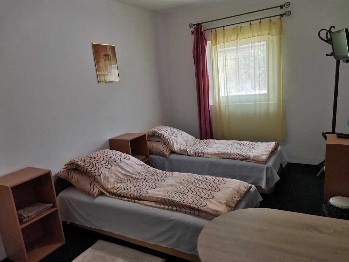 Vendeghaz Kalocsa 호텔 외부 사진